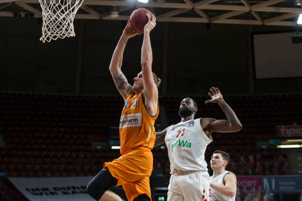 世界杯对中 世界杯对中