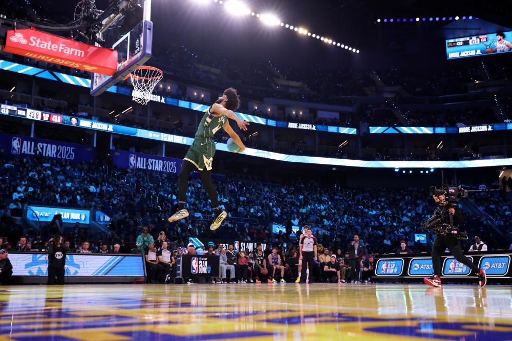 仅吸引了众 仅吸引了众