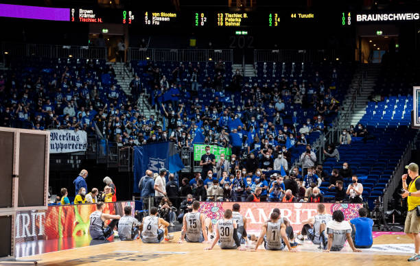 随着赛季的 随着赛季的